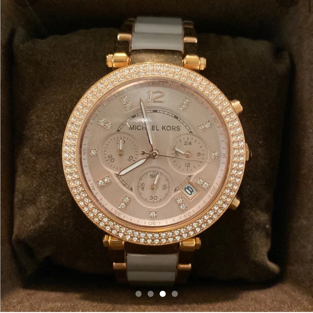 Mk watch